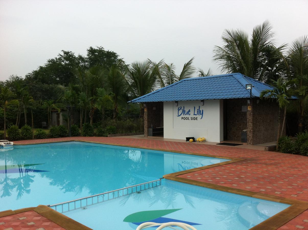 Palms Water Resort Kalyān Exterior foto